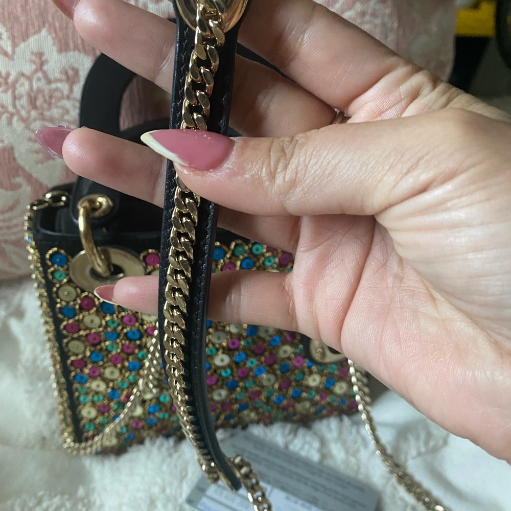 RARE Limited Edition!! Chriatian dior mini lady dior crossbody bag. - Picture 13 of 16